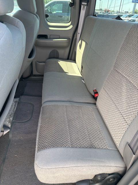 used 2004 Ford F-150 car, priced at $10,000