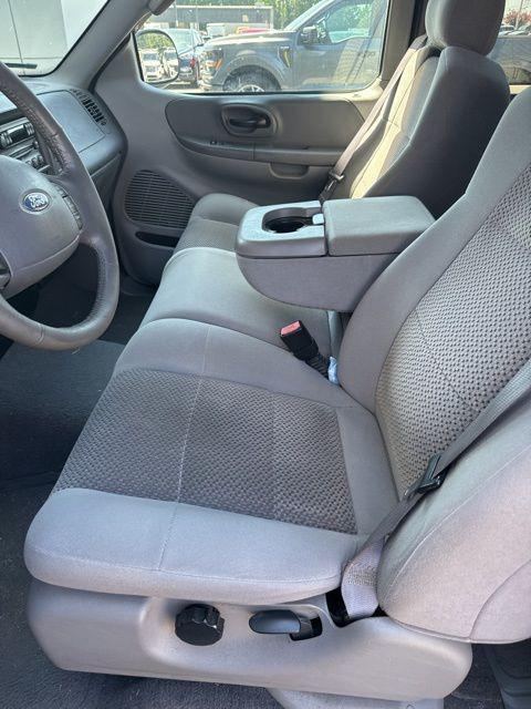 used 2004 Ford F-150 car, priced at $10,000