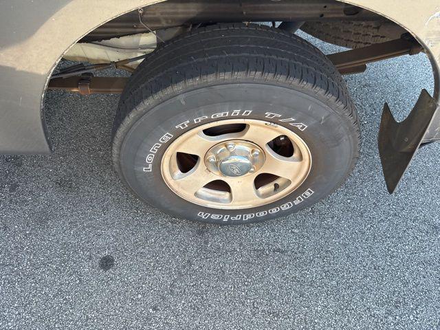 used 2004 Ford F-150 car, priced at $10,000