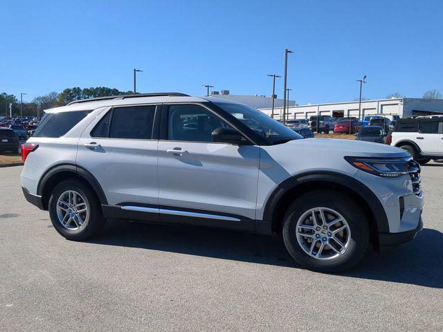 new 2025 Ford Explorer car, priced at $40,809