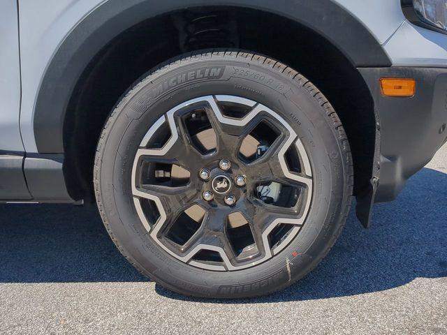 new 2025 Ford Bronco Sport car, priced at $33,484