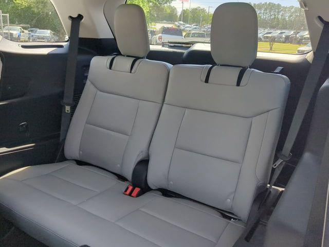 new 2025 Ford Explorer car, priced at $40,484