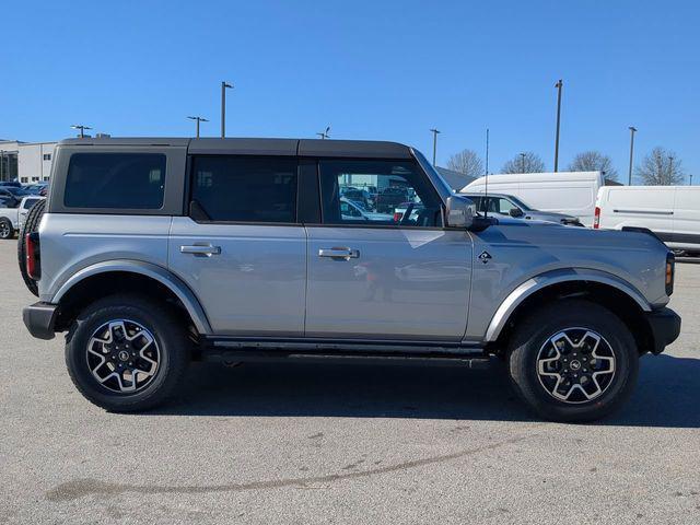 new 2024 Ford Bronco car, priced at $49,704