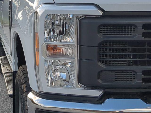 new 2024 Ford F-350 car, priced at $53,839