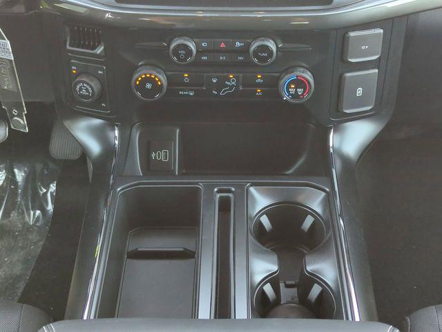 new 2025 Ford F-150 car, priced at $50,038
