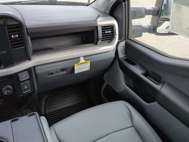 new 2025 Ford F-350 car, priced at $78,990