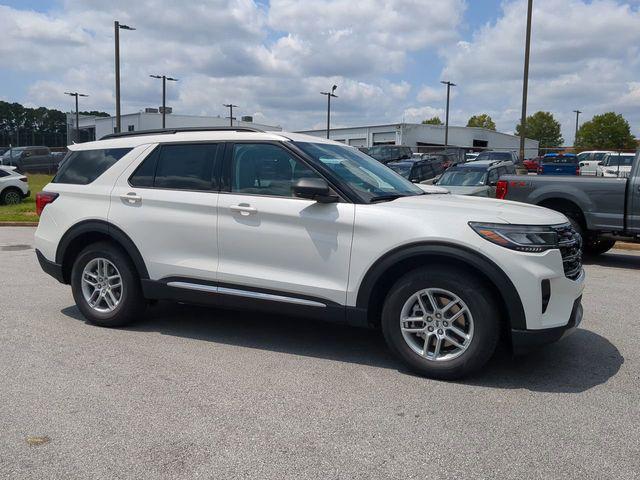 new 2025 Ford Explorer car, priced at $41,004