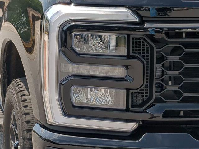 new 2025 Ford F-350 car, priced at $87,924