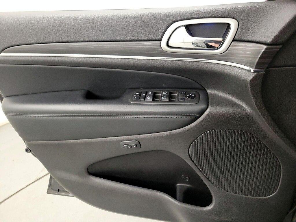 used 2021 Jeep Grand Cherokee car, priced at $27,998