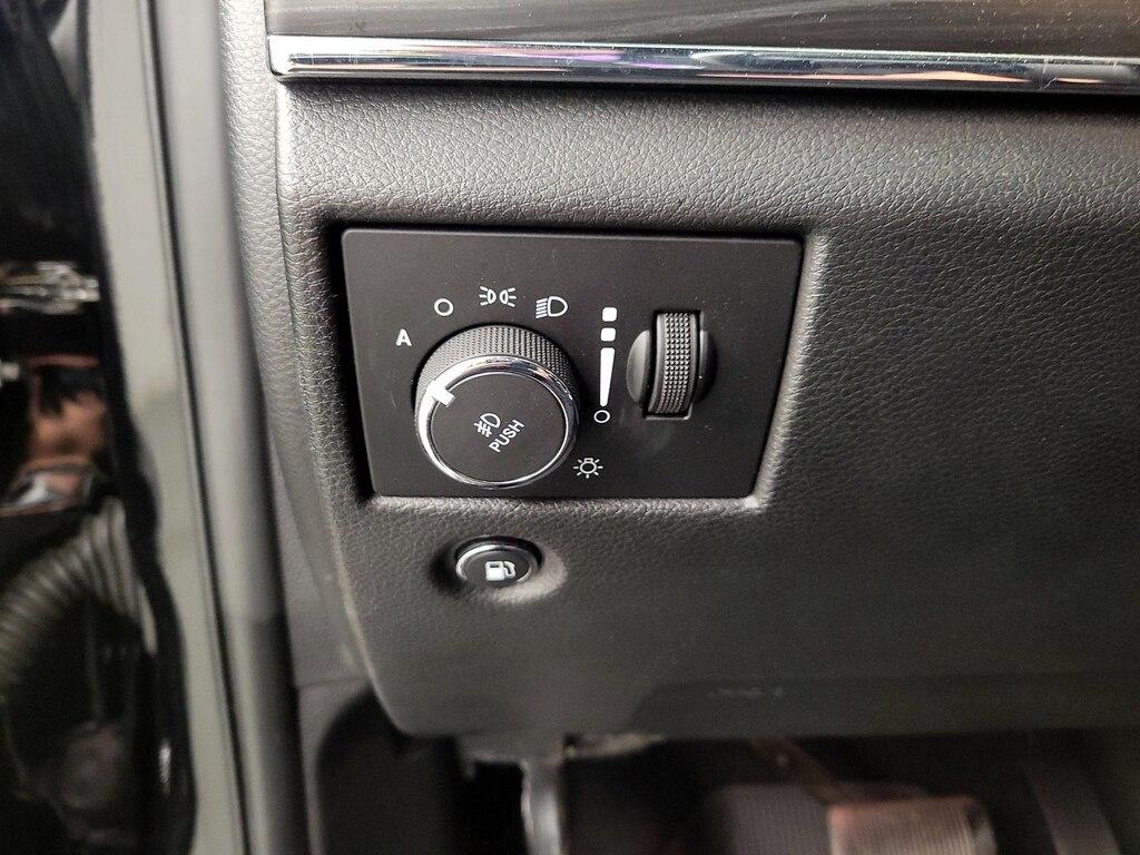used 2021 Jeep Grand Cherokee car, priced at $27,998