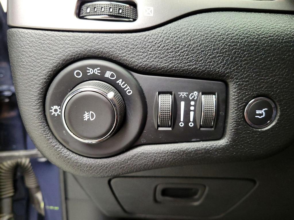used 2020 Jeep Cherokee car, priced at $19,998