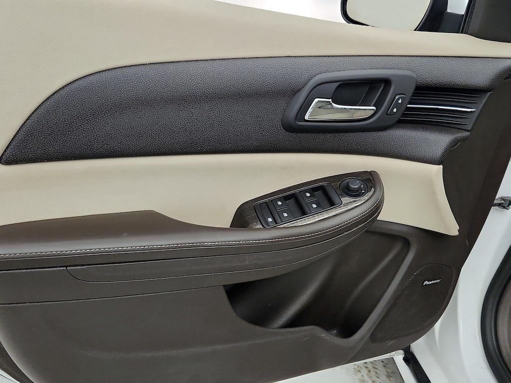 used 2015 Chevrolet Malibu car, priced at $13,998