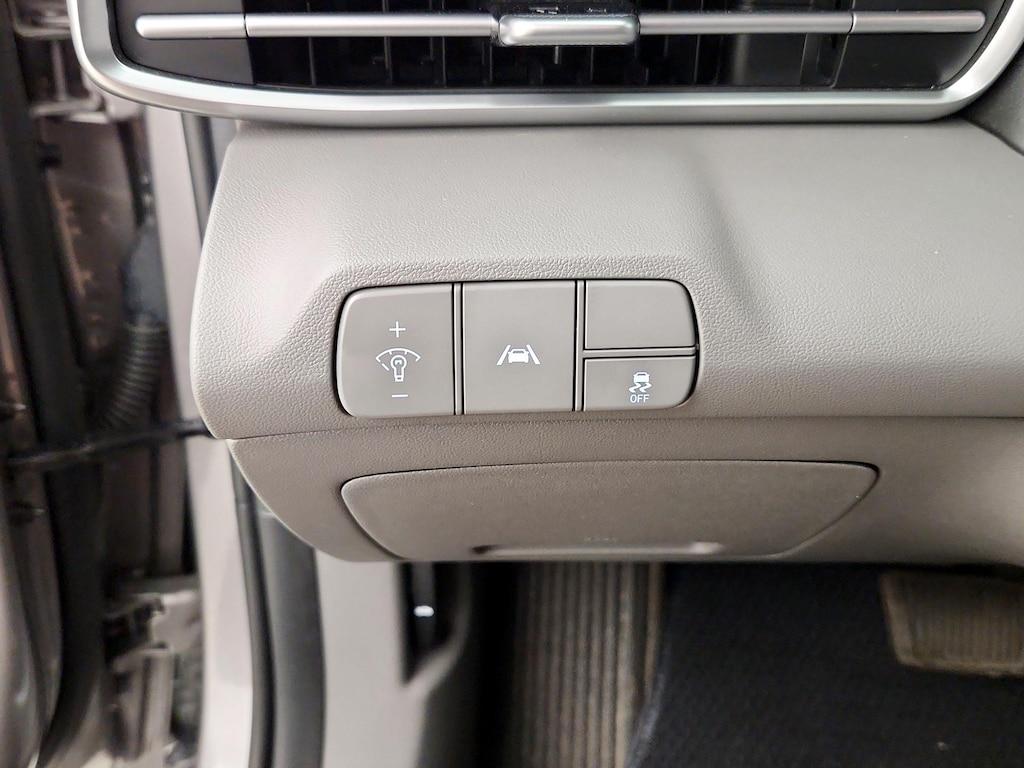 used 2023 Hyundai Elantra car, priced at $21,998