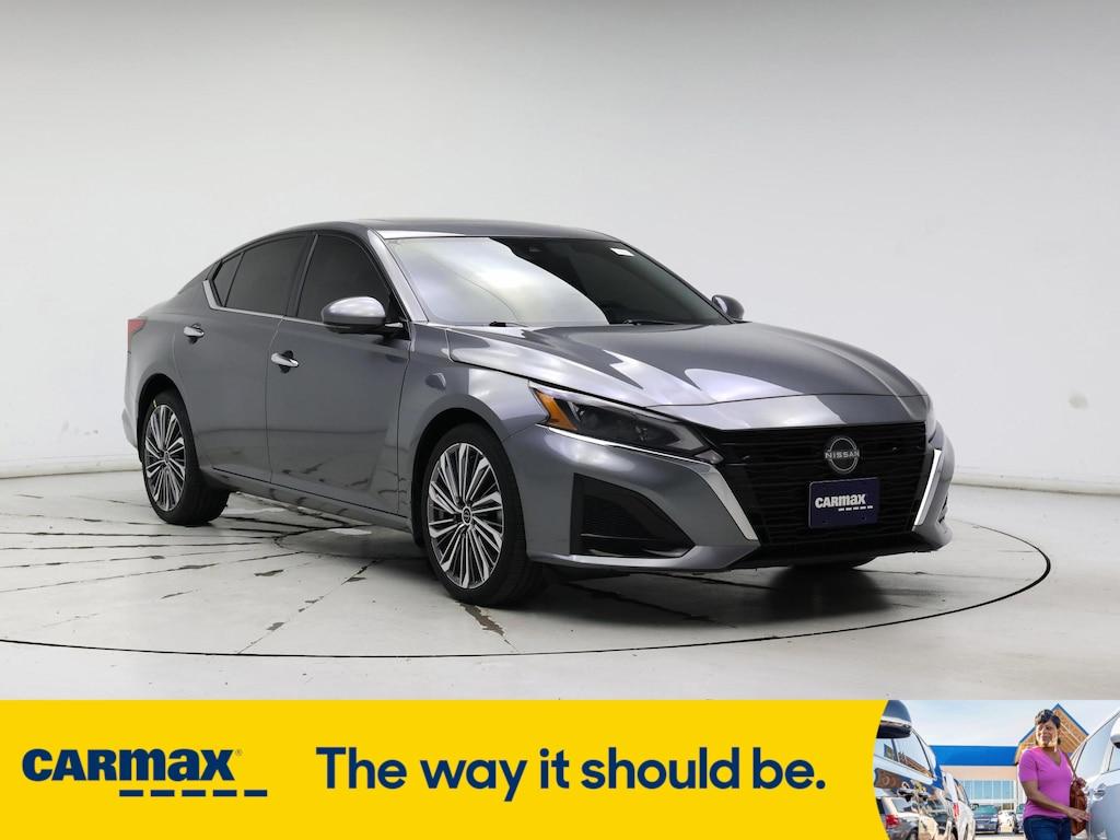 used 2023 Nissan Altima car, priced at $25,998