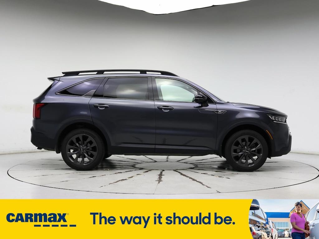 used 2022 Kia Sorento car, priced at $30,998