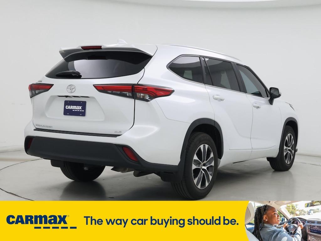 used 2023 Toyota Highlander car, priced at $41,998