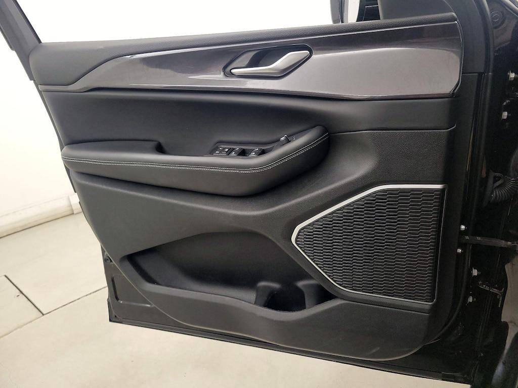 used 2022 Jeep Grand Cherokee car, priced at $31,998