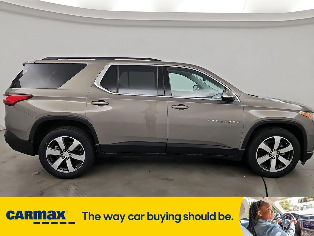 used 2019 Chevrolet Traverse car, priced at $27,998