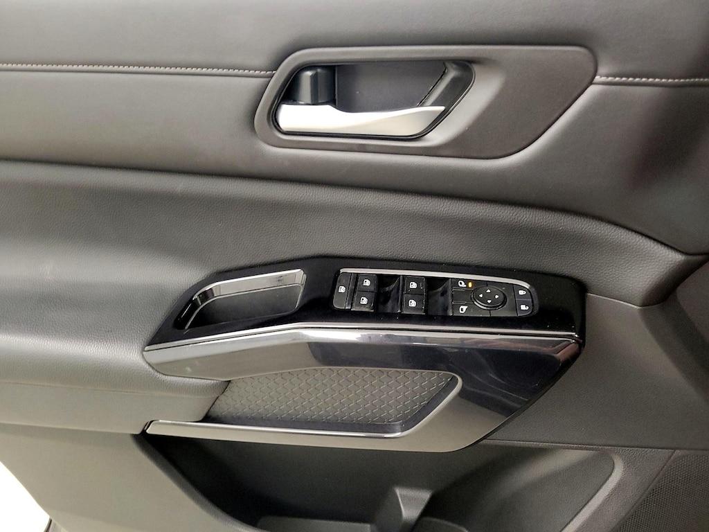 used 2022 Nissan Pathfinder car, priced at $27,998