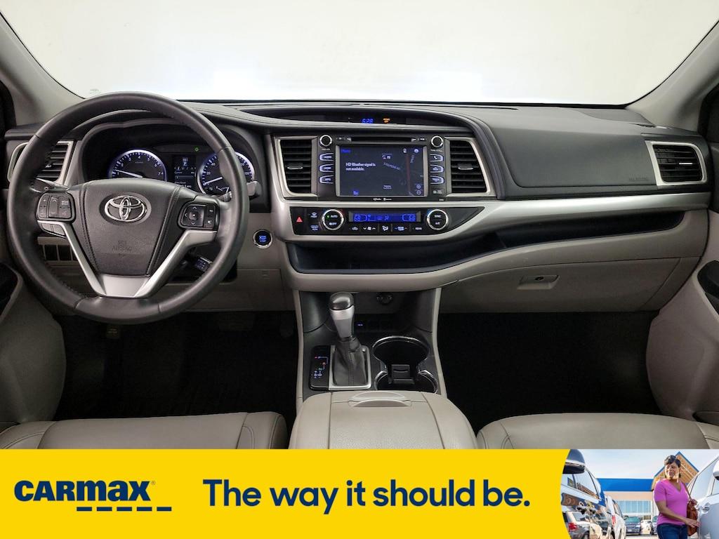 used 2014 Toyota Highlander car, priced at $17,998