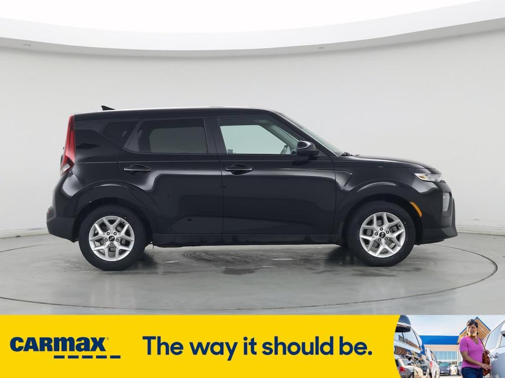 used 2021 Kia Soul car, priced at $15,998
