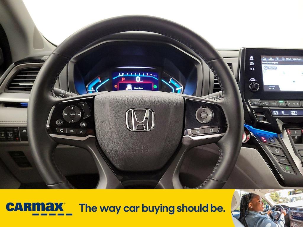 used 2024 Honda Odyssey car, priced at $44,998