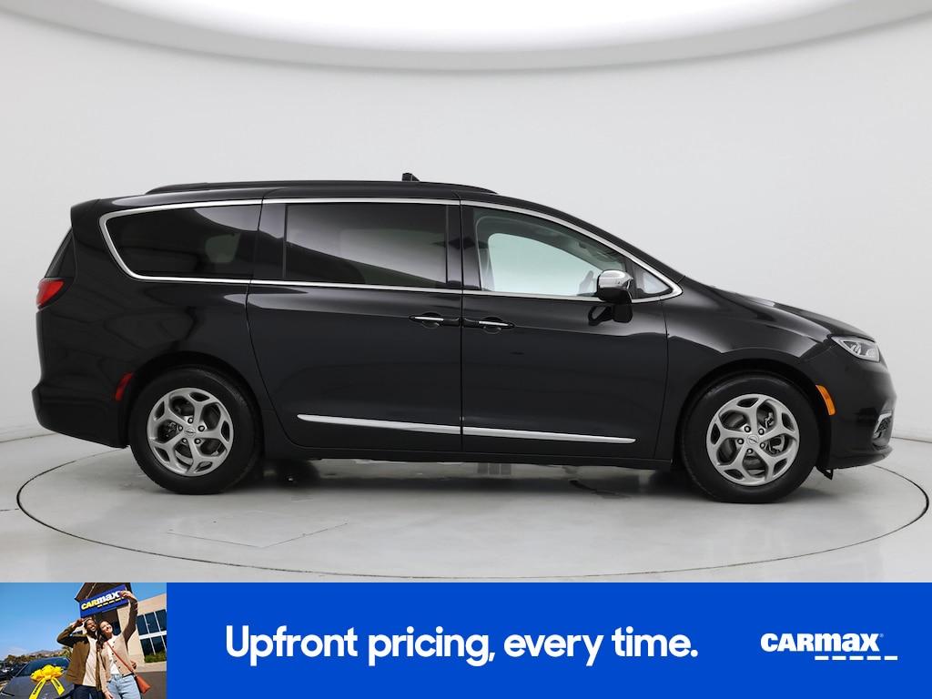 used 2023 Chrysler Pacifica car, priced at $29,998