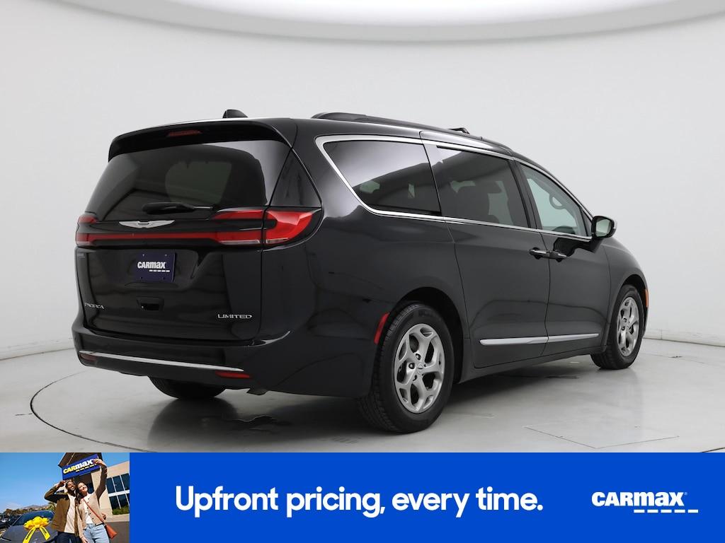 used 2023 Chrysler Pacifica car, priced at $29,998