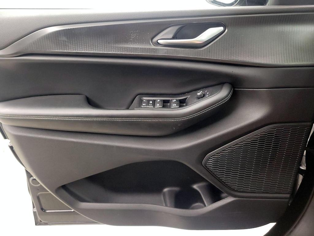 used 2023 Jeep Grand Cherokee car, priced at $34,998