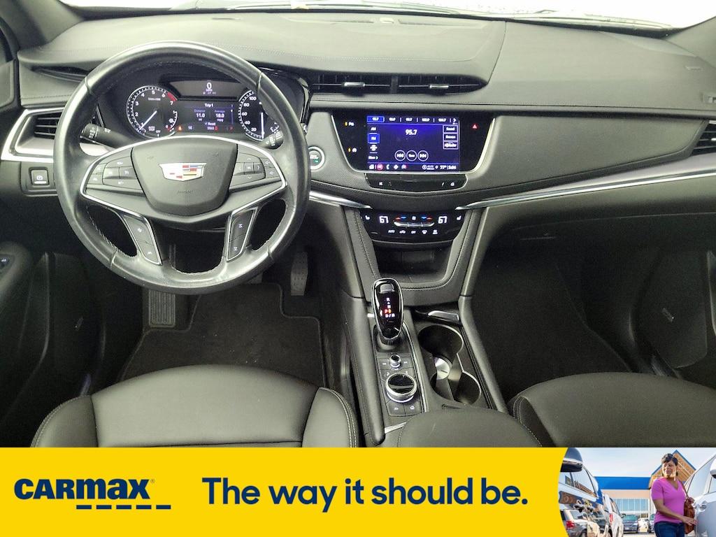 used 2023 Cadillac XT5 car, priced at $34,998