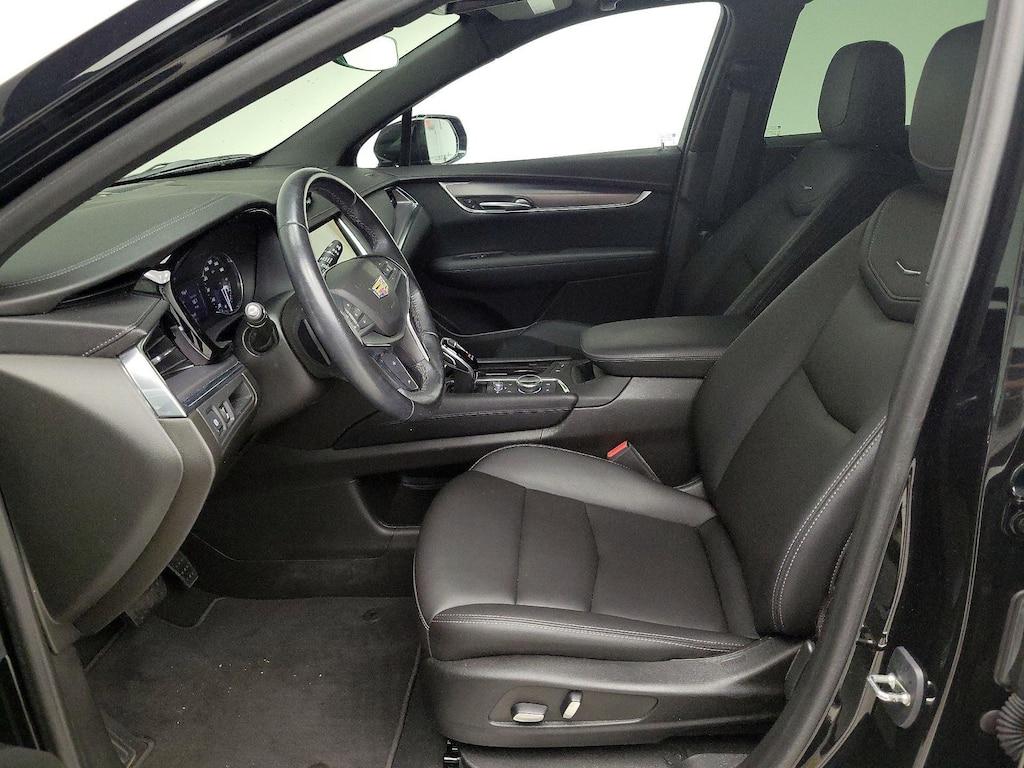 used 2023 Cadillac XT5 car, priced at $34,998