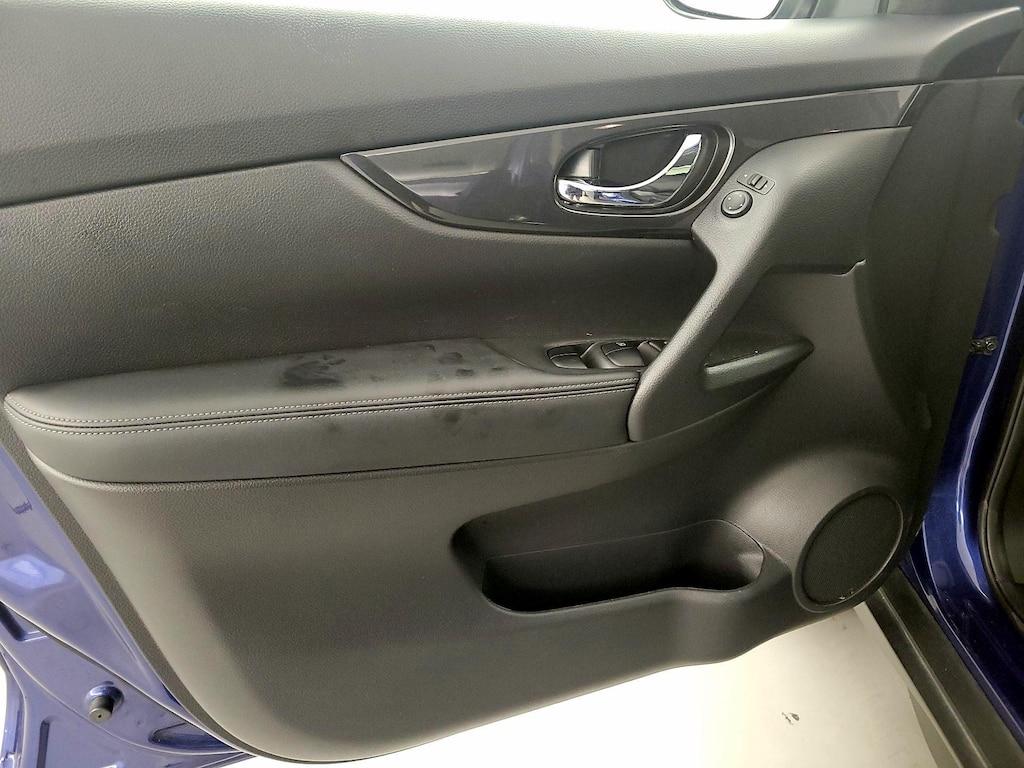 used 2019 Nissan Rogue car, priced at $20,998