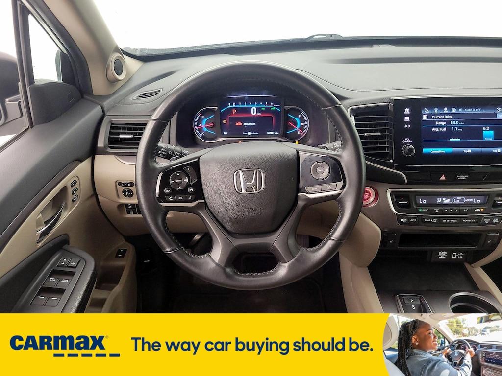 used 2021 Honda Pilot car, priced at $30,998