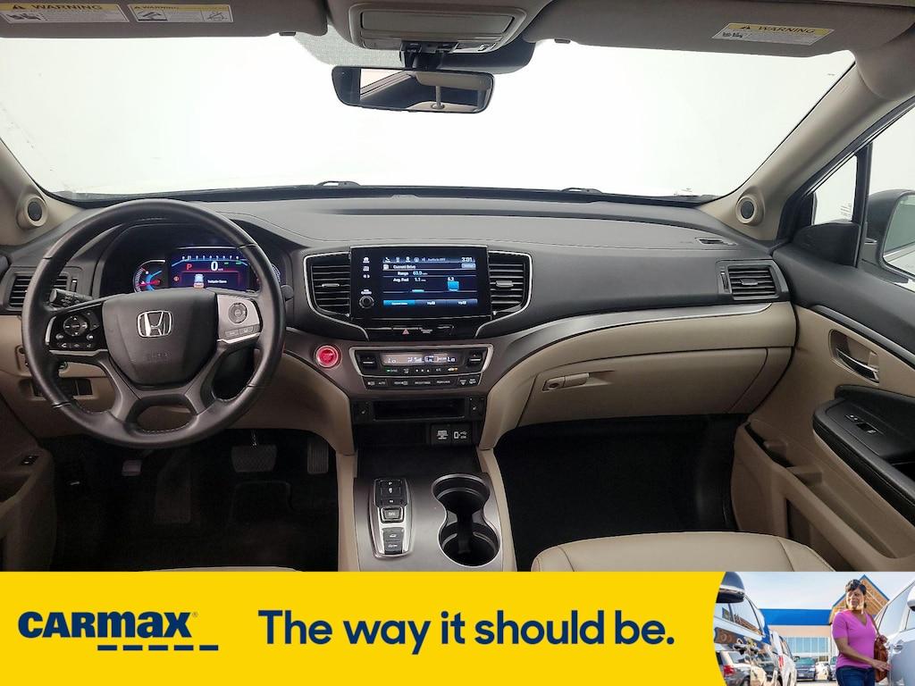 used 2021 Honda Pilot car, priced at $30,998