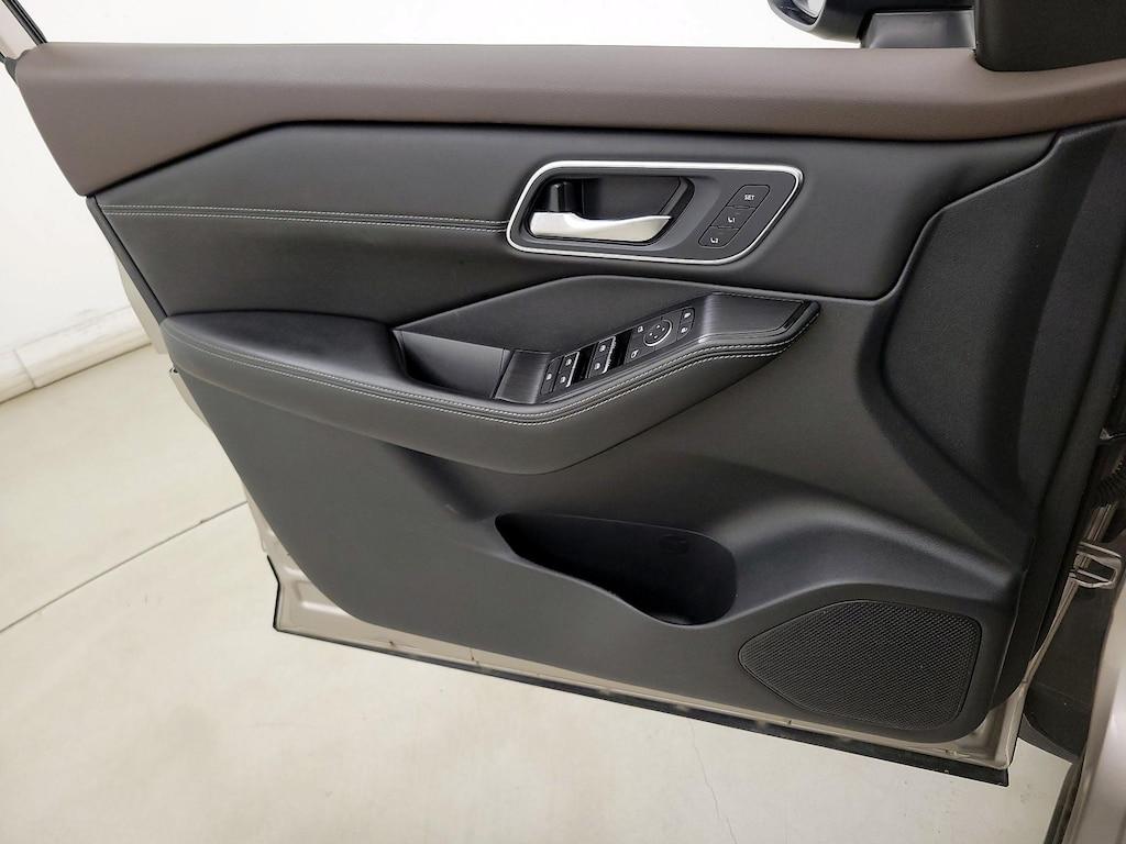 used 2021 Nissan Rogue car, priced at $24,998