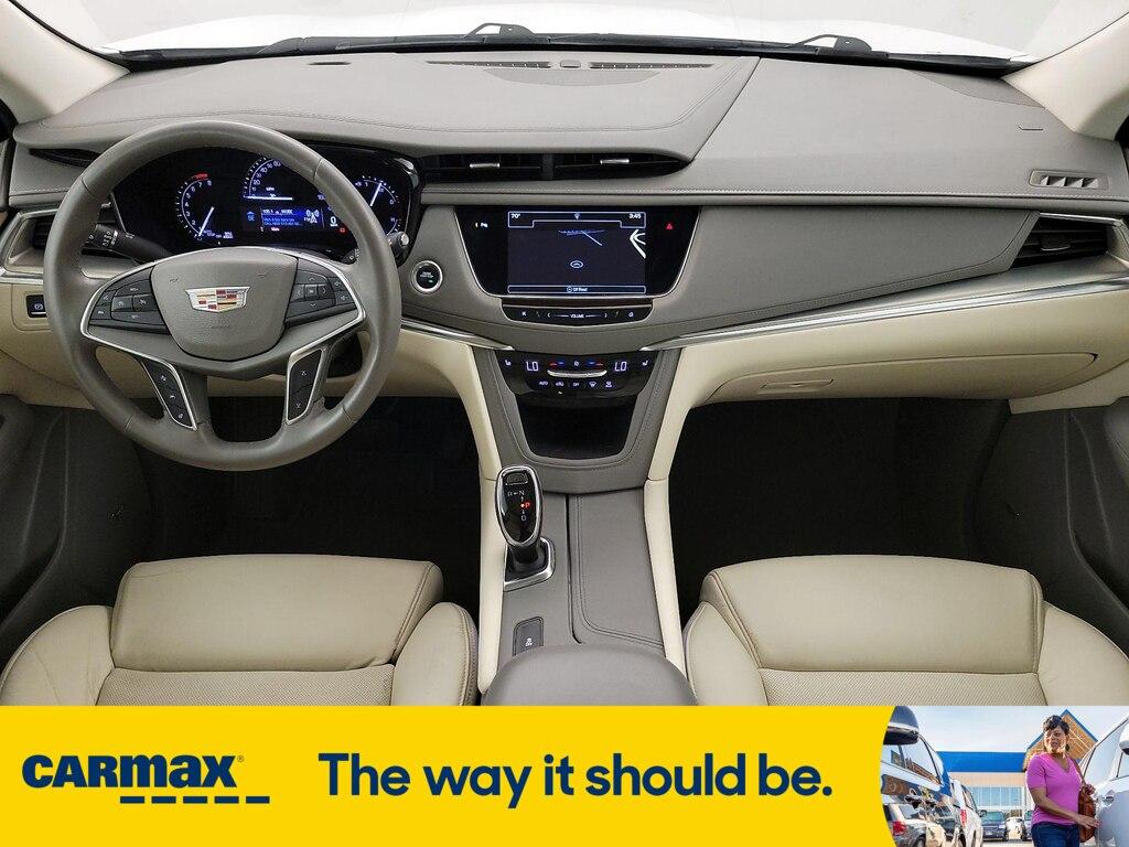 used 2017 Cadillac XT5 car, priced at $20,998