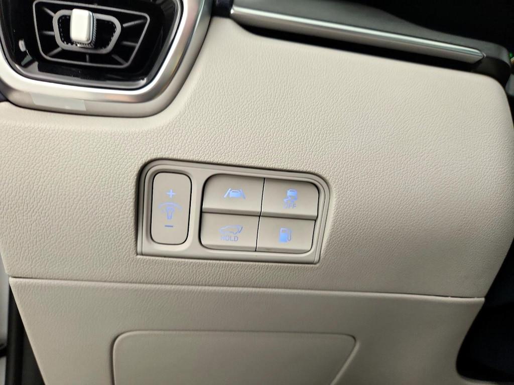 used 2023 Kia Sorento Plug-In Hybrid car, priced at $39,998