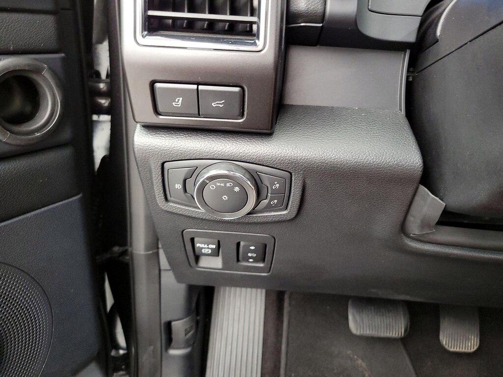used 2021 Ford Expedition car, priced at $35,998