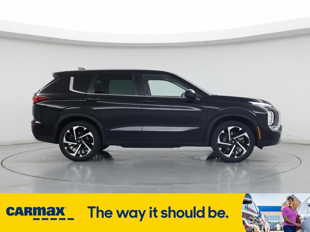 used 2023 Mitsubishi Outlander car, priced at $27,998