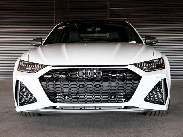 new 2025 Audi RS 6 Avant car, priced at $159,990