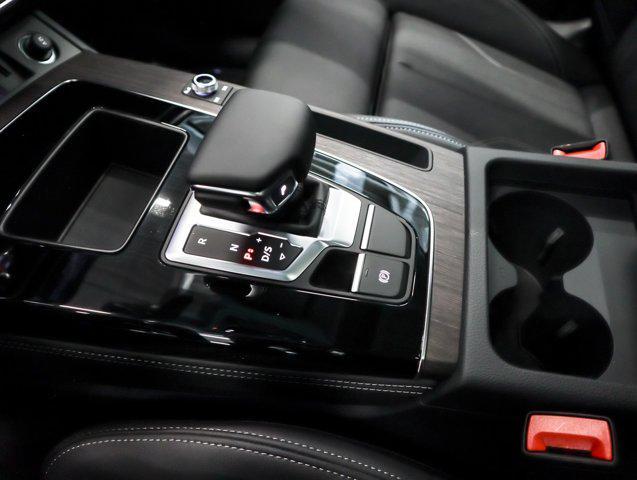 new 2025 Audi Q5 car, priced at $66,985