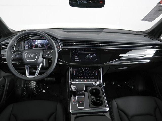 new 2025 Audi Q7 car, priced at $71,120