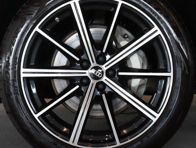 used 2025 Audi Q7 car, priced at $58,299