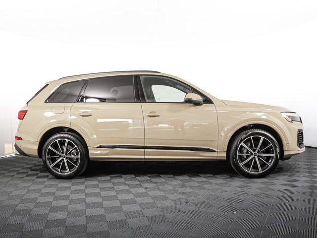 new 2025 Audi Q7 car, priced at $73,465