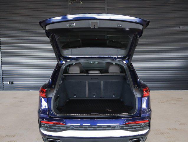 new 2025 Audi Q5 car, priced at $61,890