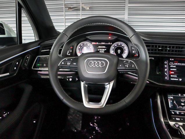 new 2025 Audi Q7 car, priced at $77,460