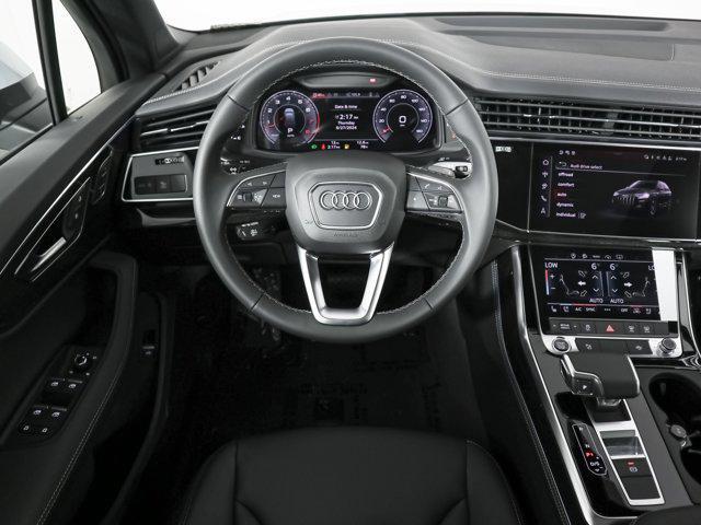 new 2025 Audi Q7 car, priced at $75,545