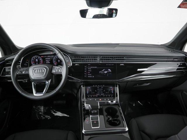 new 2025 Audi Q7 car, priced at $73,465