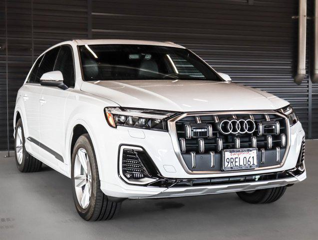 used 2025 Audi Q7 car, priced at $54,500