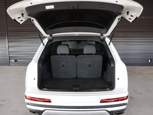 used 2025 Audi Q7 car, priced at $54,500